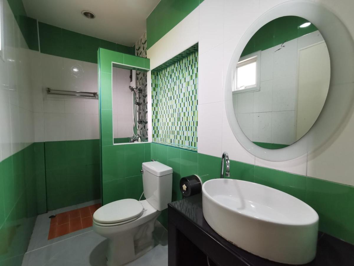 Smile Resort Sriracha Si Racha Exterior photo