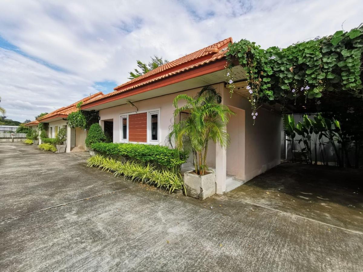 Smile Resort Sriracha Si Racha Exterior photo